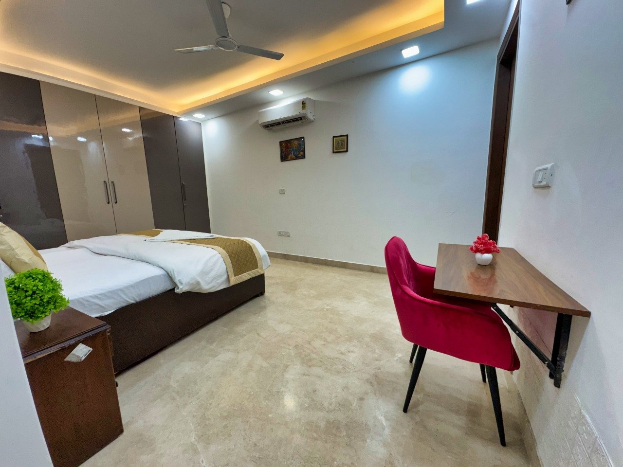Service Apartments in Dwarka Delhi